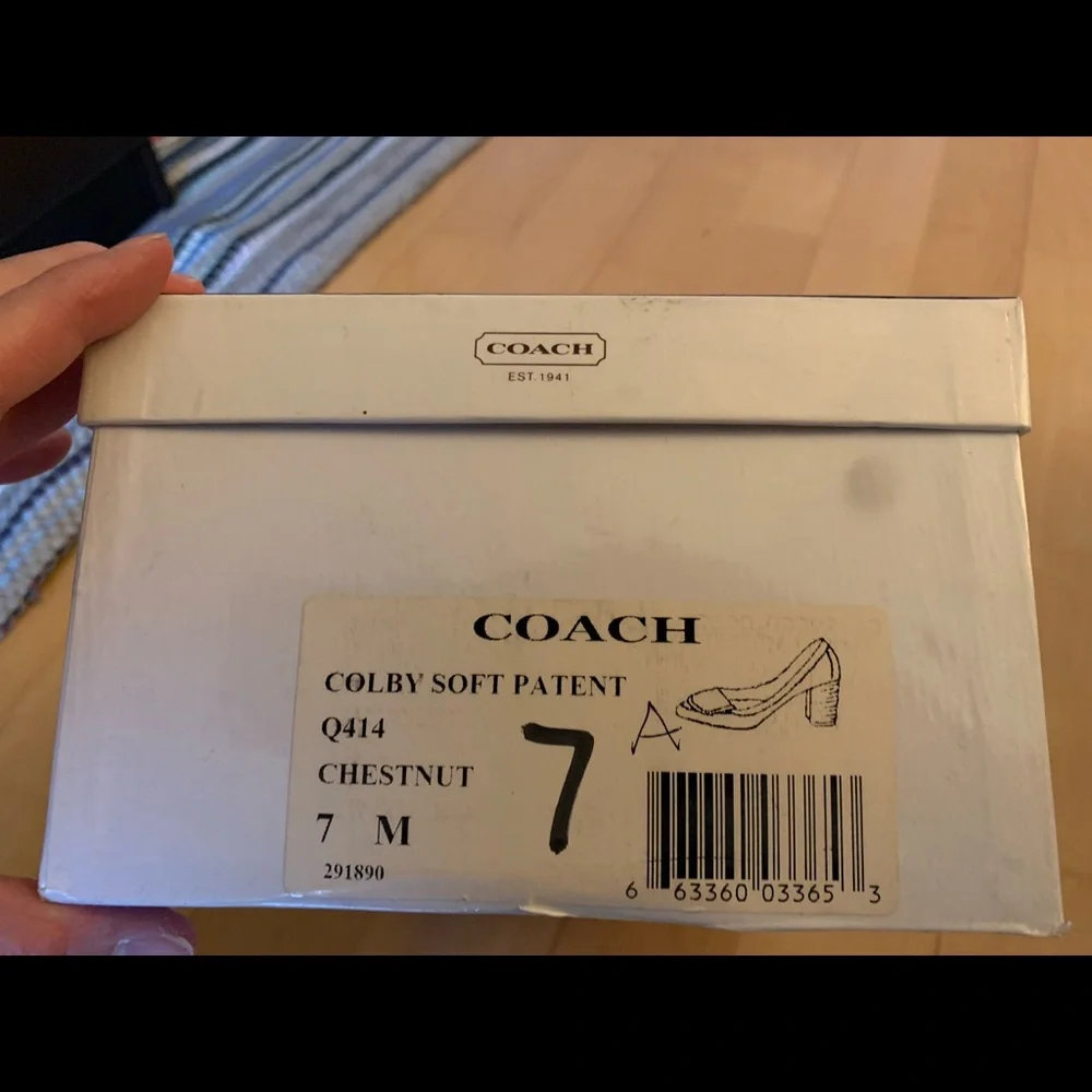 Nearly new Coach 3” heeled patent leather shoes - Picture 10 of 10